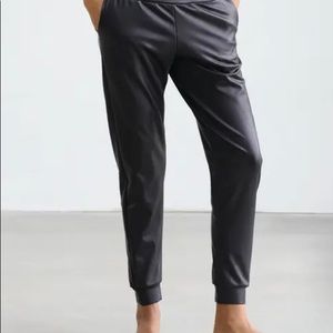 Commando faux leather joggers